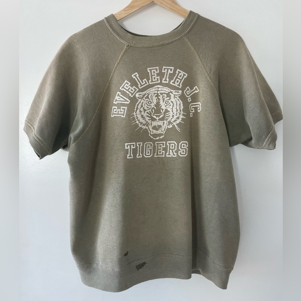 Rare Vintage Raglan Tiger Sweatshirt
